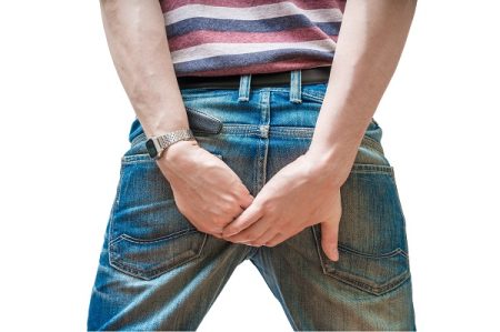 What are the signs and symptoms of Hemorrhoids?