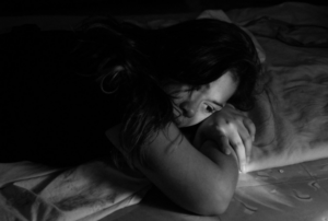 emotionally numb women due to mental issues